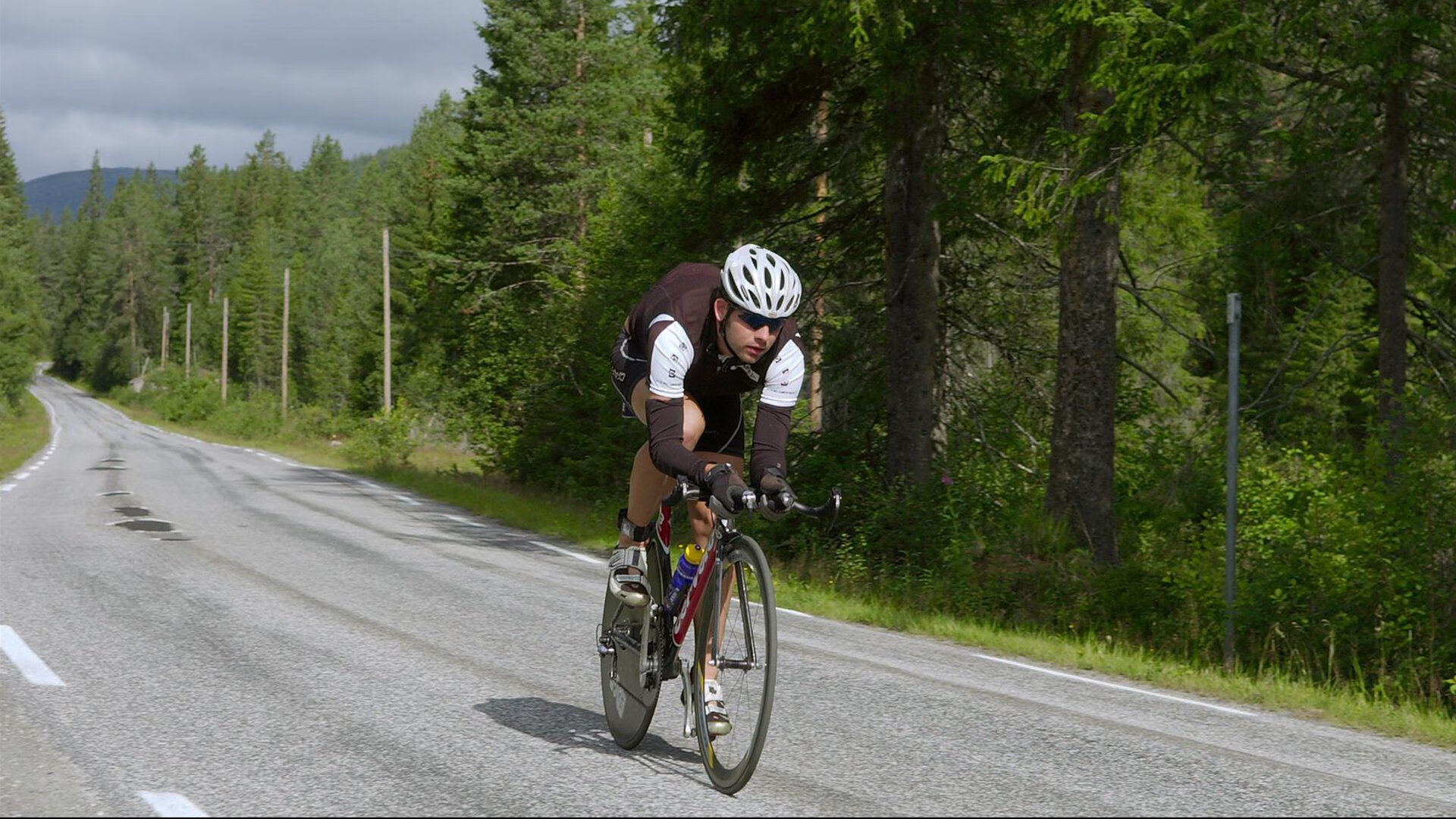《电竞赛事的多维营销：如何用创新推广吸引眼球》，电竞赛事营销推广方案设计