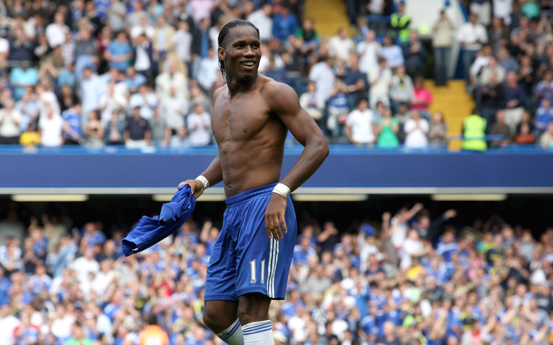 完美赛季落幕,选手光芒熠熠,完美赛事